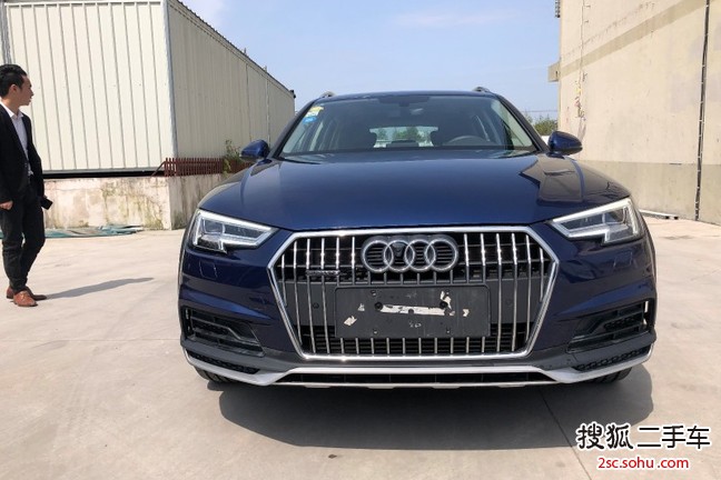 奥迪A4 allroad2017款45 TFSI allroad quattro 运动型