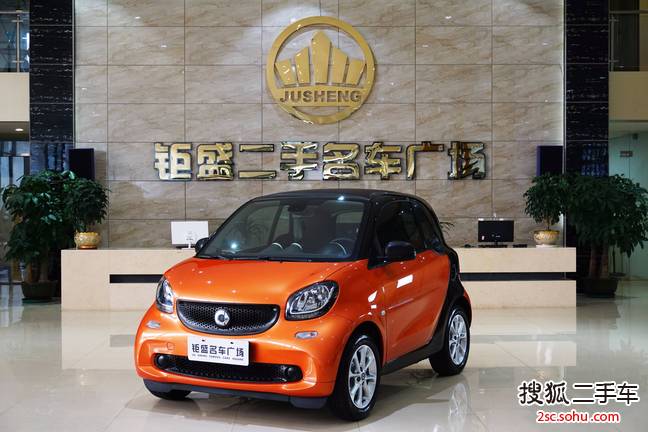 smartfortwo2015款1.0 MHD 炫闪特别版