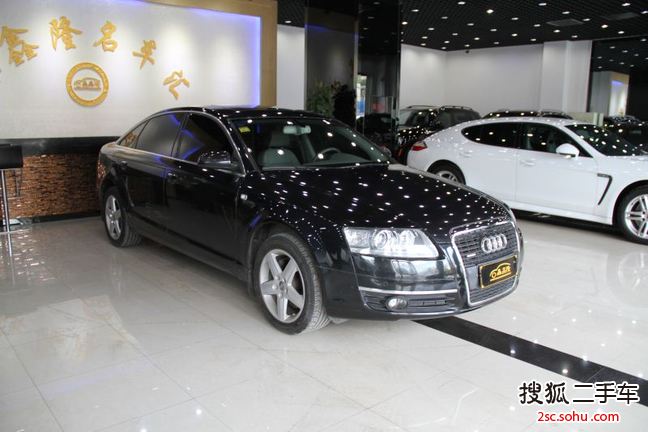 奥迪A6L2007款3.2FSI quattro 领先尊享型