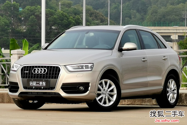 奥迪Q32012款40TFSI 运动型