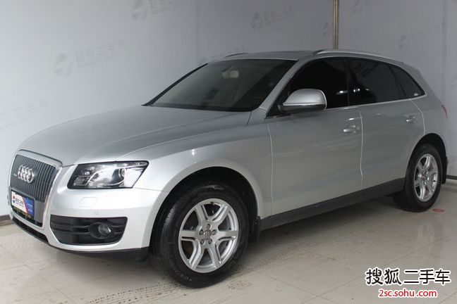 奥迪Q52010款2.0TFSI 技术型