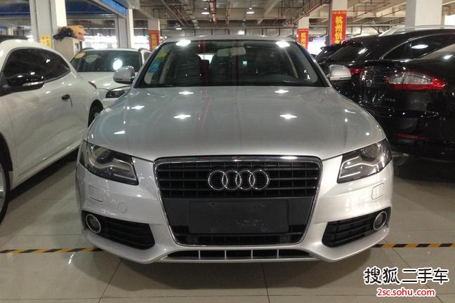 奥迪A4L2012款2.0TFSI 舒适型