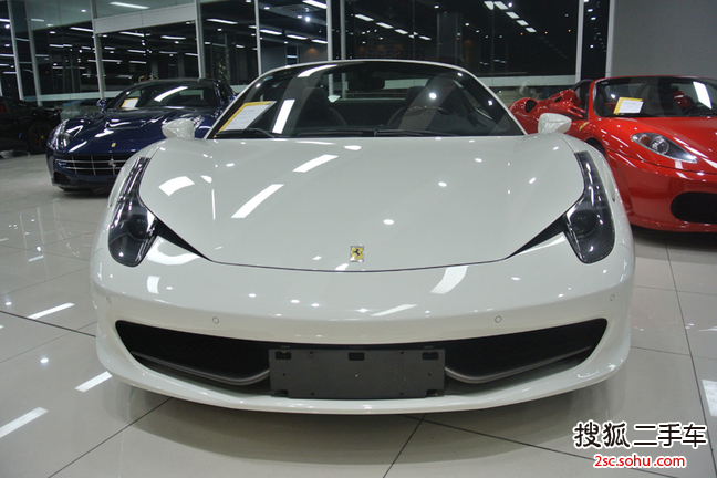 法拉利4582013款4.5L Spider