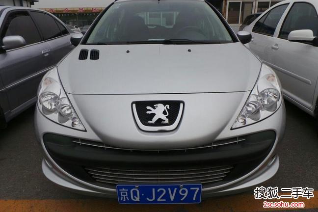 标致207两厢2010款1.4L 手动 品乐版