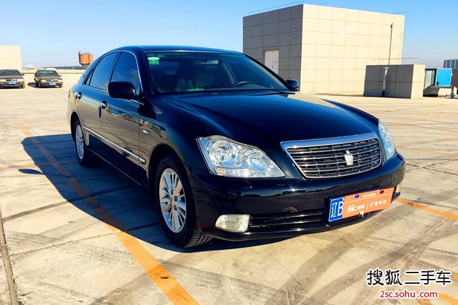 丰田皇冠2005款3.0L Royal Saloon G