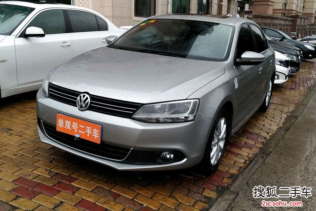 大众速腾2012款1.6L 自动舒适型