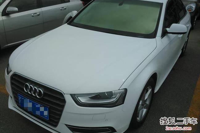 奥迪A4L2013款35 TFSI 自动舒适型