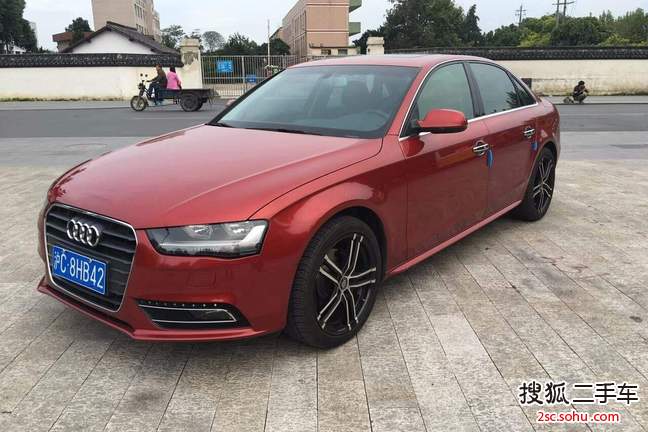 奥迪A4L2012款1.8TFSI 舒适型