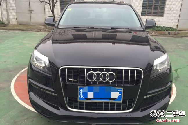 奥迪Q72015款35 TDI 卓越版