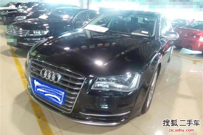 奥迪S82013款4.0TFSI quattro