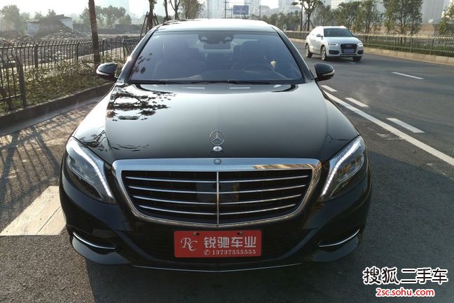 奔驰S级2014款S400L 豪华型