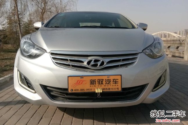 现代朗动2012款1.6L 手动领先型