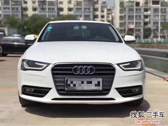 奥迪A4L2013款35 TFSI 自动标准型