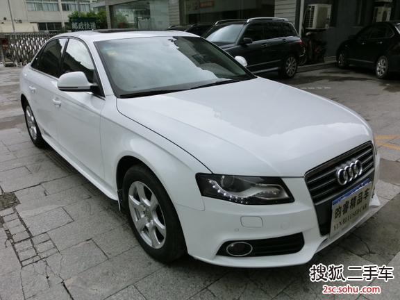 奥迪A4L2010款2.0TFSI 技术型