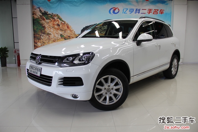 大众途锐2011款3.0TSI V6 豪华型 