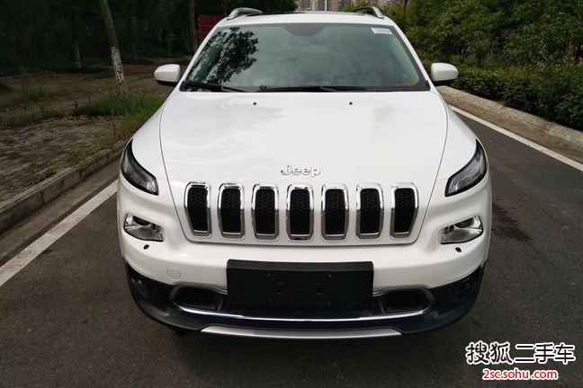 Jeep自由光2014款2.4L 豪华版