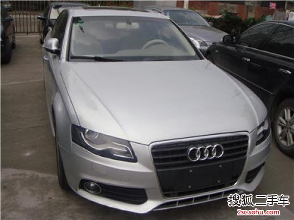 奥迪A4L2011款2.0TFSI 技术型