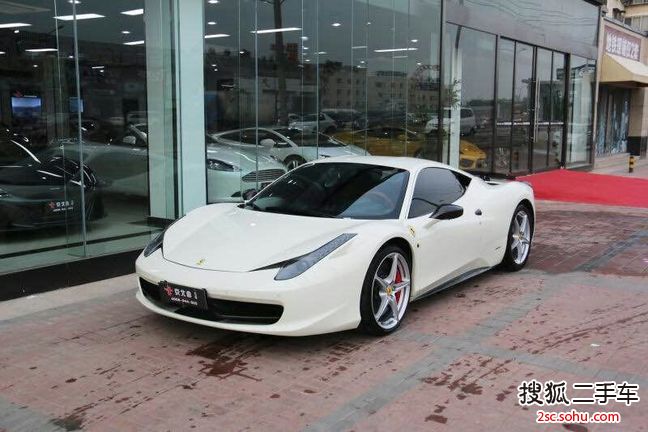 法拉利4582011款4.5L Italia