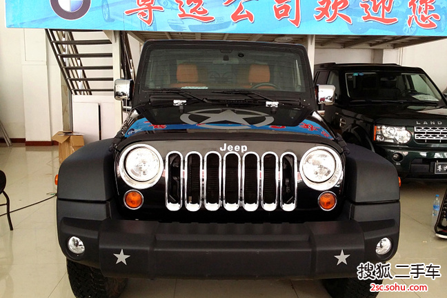 Jeep牧马人两门版2011款3.8L 撒哈拉