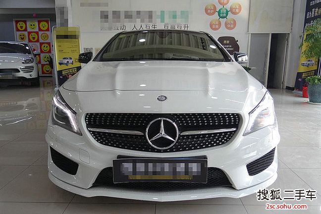 奔驰GLA级2015款GLA 260 4MATIC 运动型