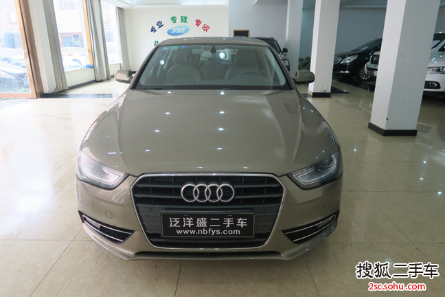 奥迪A4L2013款35 TFSI 自动舒适型