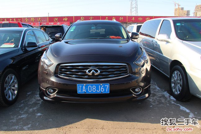 英菲尼迪QX702010款FX35 超越版