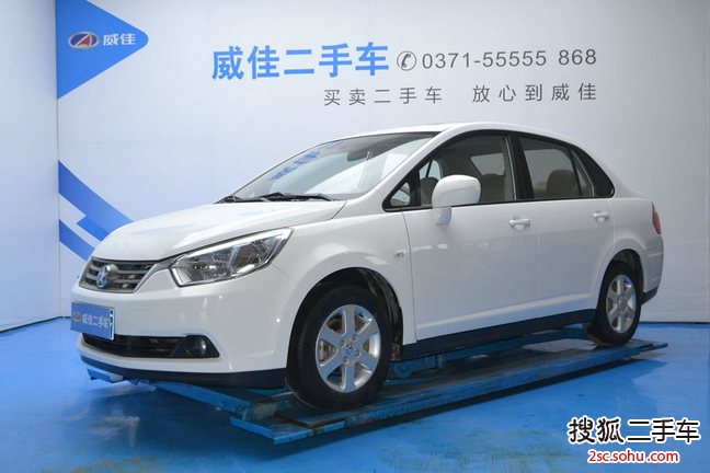 启辰D502013款1.6L 自动豪华版