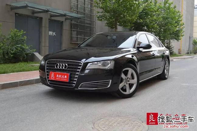 奥迪A8L2013款45 TFSI quattro豪华型