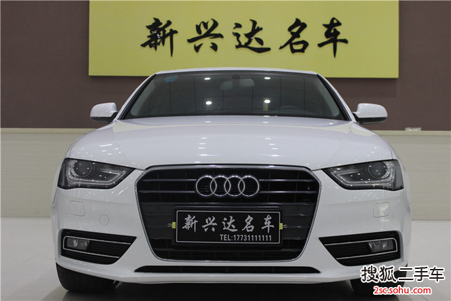 奥迪A4L2013款35 TFSI 自动标准型