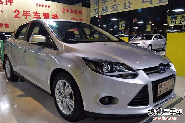 福特福克斯三厢2012款1.6L 自动舒适型