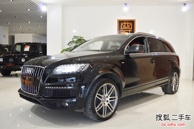 奥迪Q72011款3.0TFSI 专享型(L)