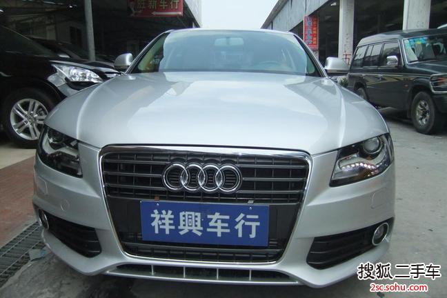 奥迪A4L2010款2.0TFSI 运动型