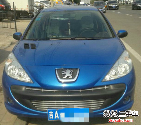 标致207三厢2010款1.4L 手动 品乐版