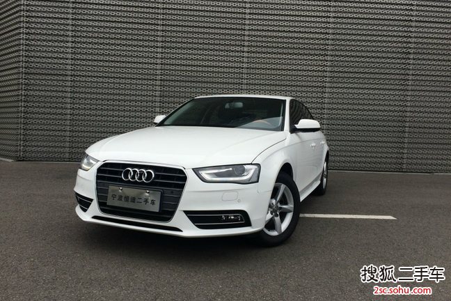 奥迪A4L2013款35 TFSI 自动标准型