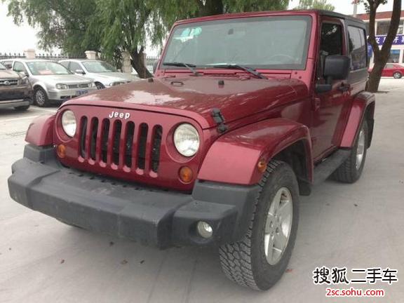 Jeep牧马人两门版2010款3.8L 撒哈拉