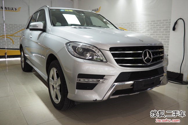 奔驰M级2012款ML300 4MATIC