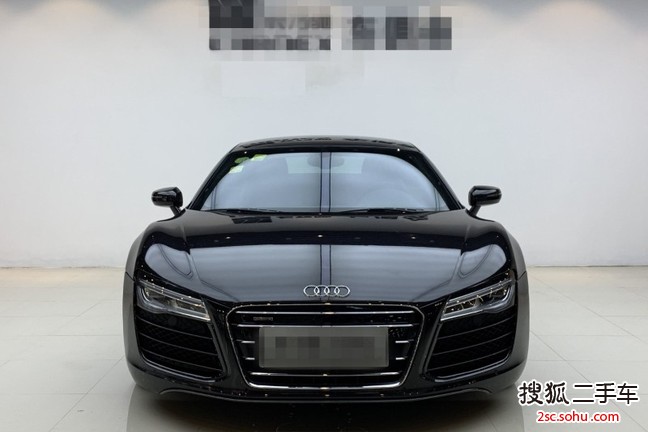 奥迪R82014款5.2 FSI quattro