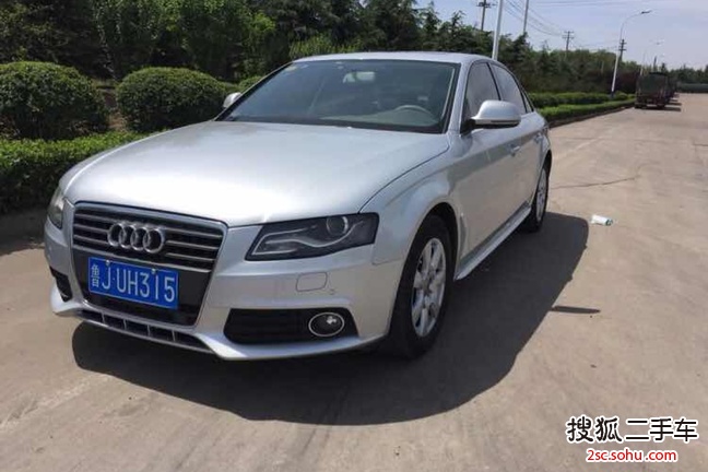 奥迪A4L2012款2.0TFSI 舒适型