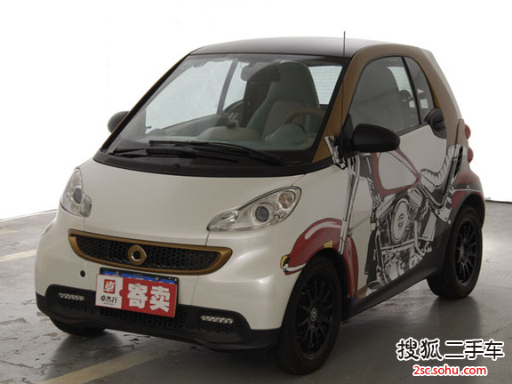 smartfortwo2013款1.0 MHD 新年特别版