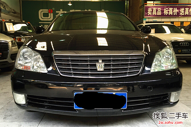 丰田皇冠2007款Royal 2.5 手自一体真皮版