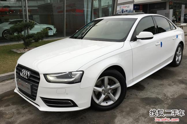 奥迪A4L2013款35 TFSI 自动标准型