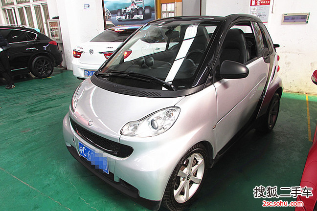 smartfortwo2010款哑光灰敞篷限量版