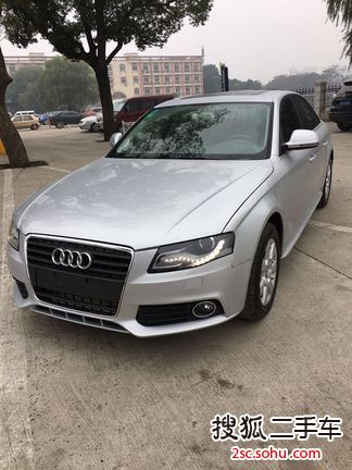 奥迪A4L2011款2.0TFSI 舒适型