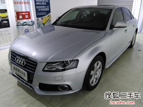 奥迪A4L2012款2.0TFSI 标准型