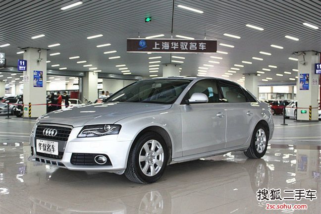 奥迪A4L2010款2.0TFSI 舒适型