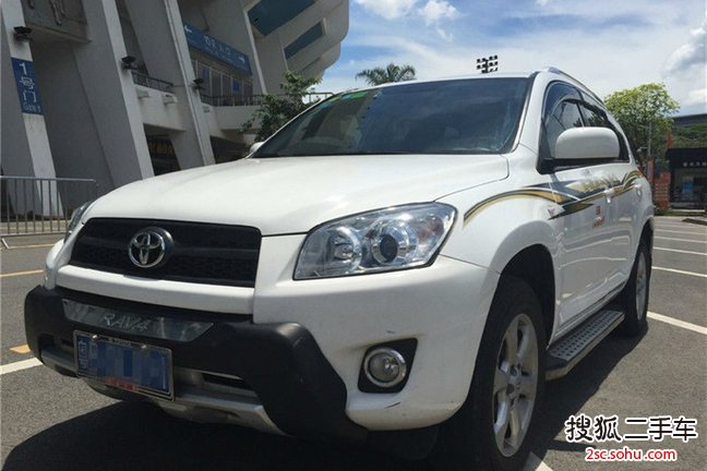 丰田RAV42011款2.0L 自动经典版