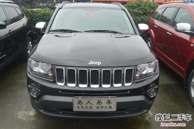 Jeep指南者2014款改款 2.4L 四驱豪华导航版