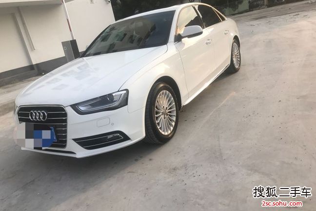 奥迪A4L2016款35 TFSI 自动运动型