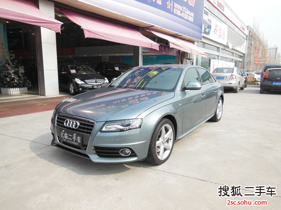 奥迪A4L2011款2.0TFSI 尊享型