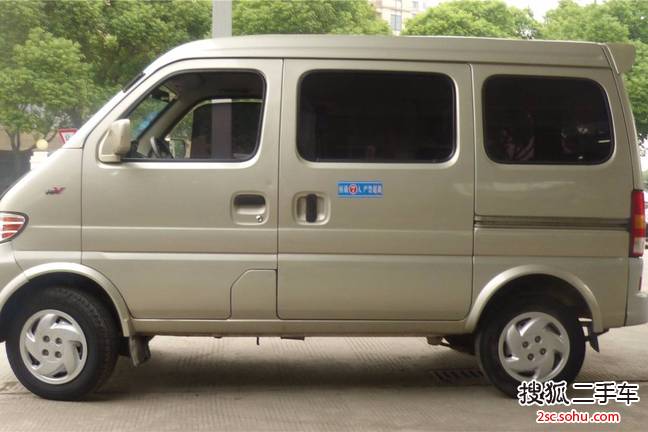 湖州二手长安欧尚长安之星2009款1.0l-sc6363av4y-jl466q9 1.